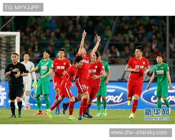 北京国安迎战天津权健争夺中超联赛关键三分的激烈对决